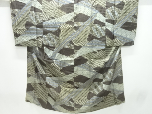 JAPANESE KIMONO / ANTIQUE MENS JUBAN / SILK / KOTOBUKI & ABSTRACT PATTERN